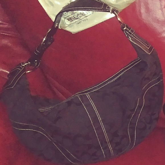 Designer Purses - Picture 5 of 8